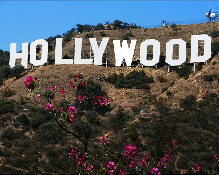 The Construction History and Evolution of the Hollywood Sign